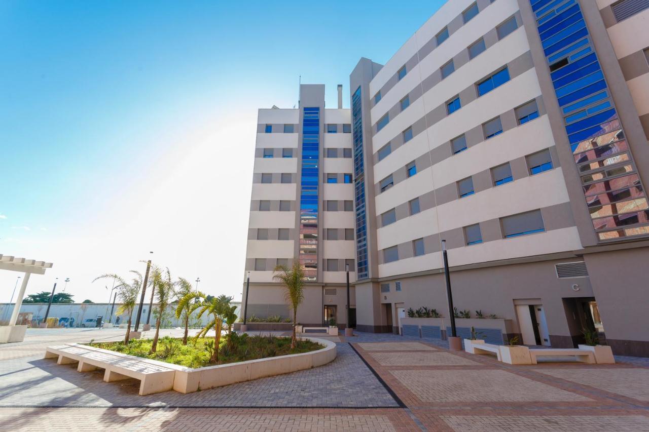 Poseidon Beach Apartment & Parking By Cadiz4Rentals エクステリア 写真