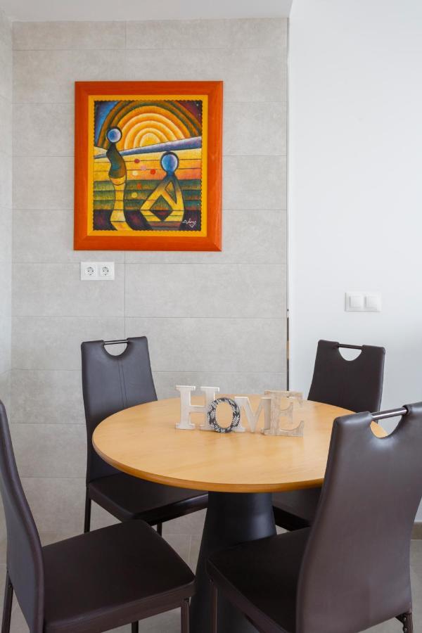 Poseidon Beach Apartment & Parking By Cadiz4Rentals エクステリア 写真